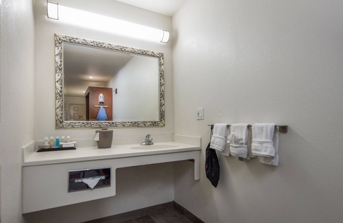 Redwood City Hotel | Atherton Park Inn & Suites