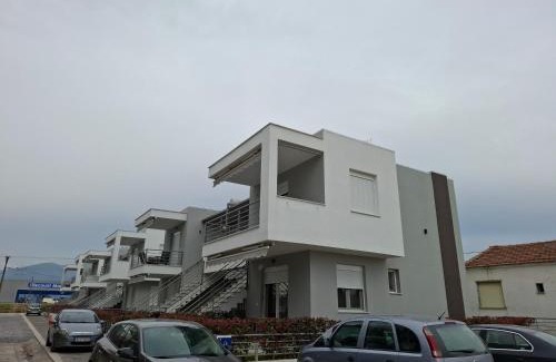 Paralia Ofryniou Apartment | ATHINA