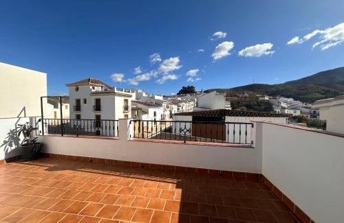 Ardales Apartment | ATICO BUENAVISTA