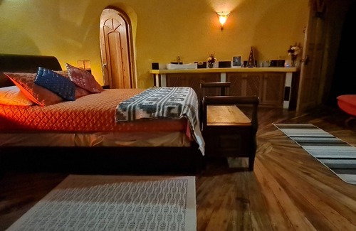 Agua Escondida Hotel | Atitlan Oasis Eco Hotel and Spa Kaalpul