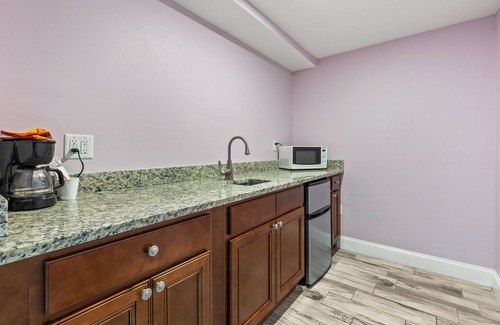 Ocean View Halifax Estates Hotel | Atlantic Shores Motel