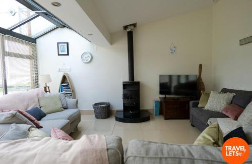 Downings House | Atlantic View Retreat