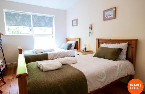 Downings House | Atlantic View Retreat