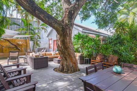 Historic Seaport Apartment | Atocha Cottage by Brightwild