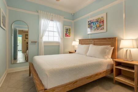 Historic Seaport Apartment | Atocha Cottage by Brightwild