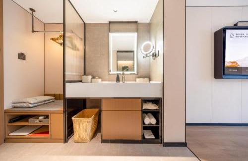 Huilongguan Hotel | Atour Hotel Beijing Zhongguancun Xisanqi Digital Culture Industrial Park