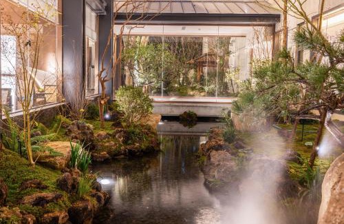 Hongshan Hotel | Atour Hotel Central China Normal University Wuhan Street Entrance