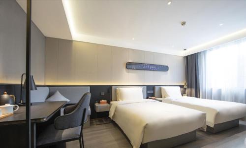 Huayuan Road Area Hotel | Atour Hotel Garden Road Zhengzhou Provincial Museum