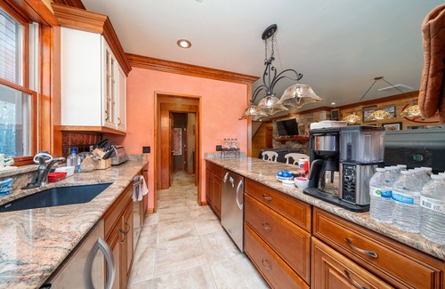 Royal House | Attention! Oaklawn Race Track & Casino Visitors!