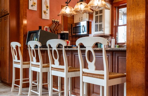 Royal House | Attention! Oaklawn Race Track & Casino Visitors!