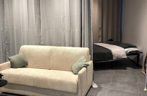 Annemasse Apartment | Attractive T1 apartment renovated to a very high standard, close to the town center and Geneva.