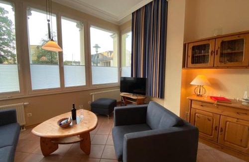 Seebad Heringsdorf House | attraktive Fewo: 100 m zum Strand, WLAN, Fahrräder