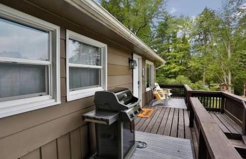 Sherrodsville House | Atwood Breeze-Tranquil Lake Escape