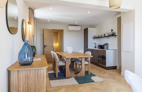 Lazaret Apartment | Atypical Duplex Apartment – Air-Conditioned – 2 Bedrooms