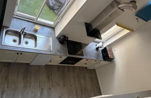 Salles-sous-Bois House | Atypical house with terrace