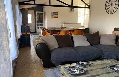 Givrand Apartment | Atypical loft apartment of 170 m² by the sea