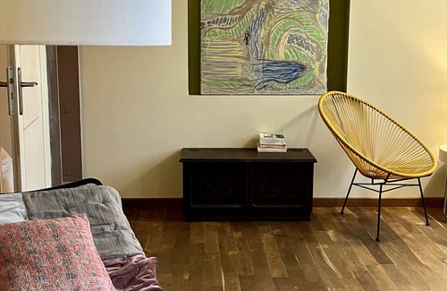 Lormont Apartment | Au Bord de la Rive