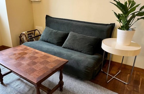 Lormont Apartment | Au Bord de la Rive