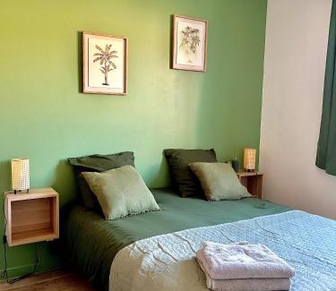 Sainte-Foy-la-Grande Apartment | Au bord du Périgord