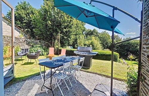 Caurel House | Au fil de L'eau. Maison à 5 min à Pied du lac de Guerlédan