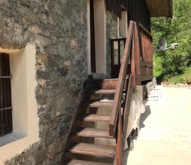 Albiez-Montrond Bed & Breakfast | AU SOMMET DES NARCISSES