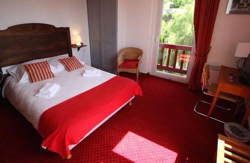 Latour-de-Carol House | Auberge Catalane