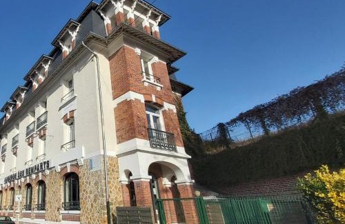 Peronne Hotel | Auberge des Remparts