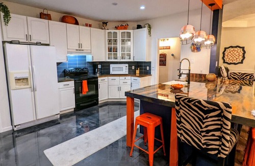 Lee County House | Auburn Tiger Alumni Retreat on 20 acres