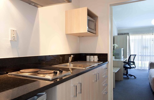 Mangere Hotel | Auckland Airport Kiwi Motel