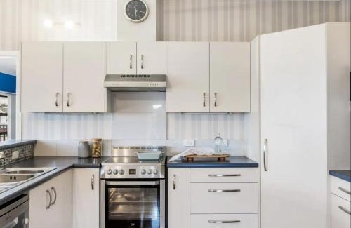 Mellons Bay House | Auckland Howick Sea View House