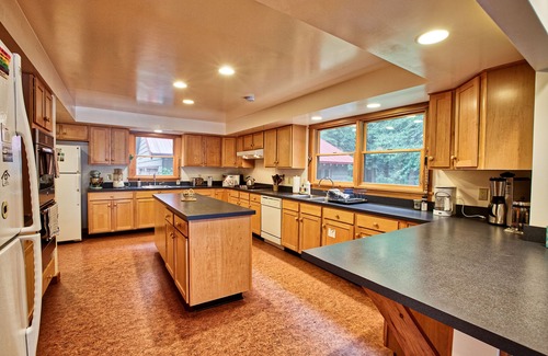 Saranac Lake House | Audubon House on Upper Saranac Lake- Perfect Lakeside Retreat!