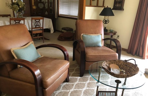 Peach Orchard House | Augusta Vacation Home in a tranquil wooded setting!