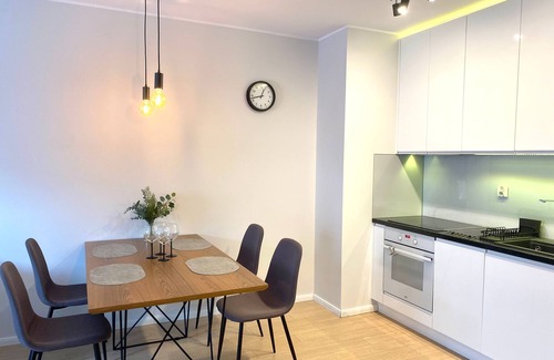 Old Town Apartment | Aura 39 by Grand Apartments