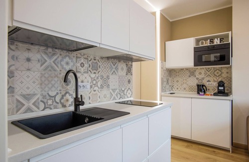 Aurelio Apartment | Aurelius Design Loft 1 by Cornelia Subway