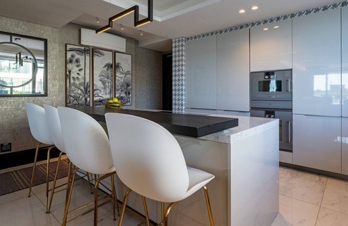 Bantry Bay Apartment | Aurum 101 - Two Bedroom Apartment, Sleeps 4