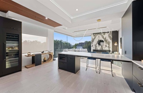 Galindo House | Austin's Skyline Lux. Private Pool & Rooftop Deck