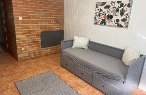 Mako Hotel | Autóscsárda és Panzió