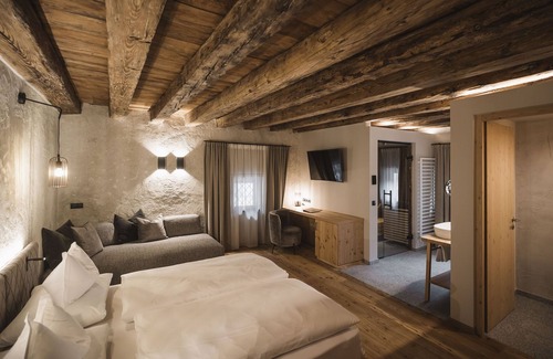 Rasun di Sotto Hotel | Autentis