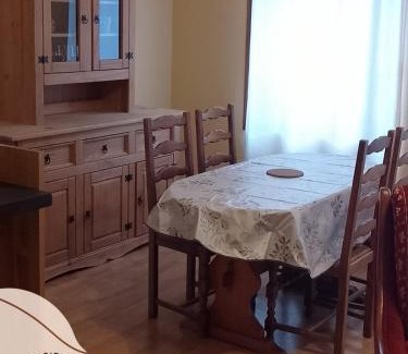 Carvin Apartment | Authentic #2, Carvin center