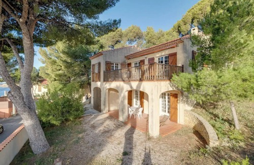 Ensues-la-Redonne House | Authentic family home "La Pinède" Sea view