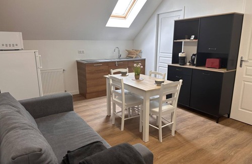 Saint-Bonnet-de-Four Cottage | Authentic Farm Cottage with Wifi and Pets Allowed