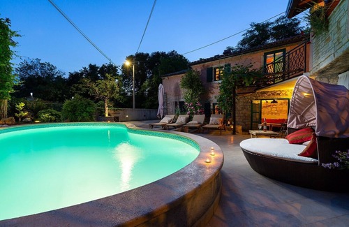 Debeljuhi Villa | Authentic House Villa Albazora in Central Istria