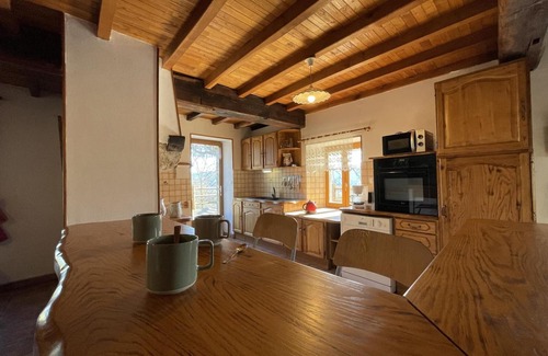 Laprugne Cottage | Authentic house with fireplace near Vichy