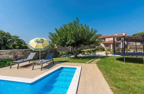 Mofardini Villa | Authentic Istrian stone Villa Didova in the Heart of Istria