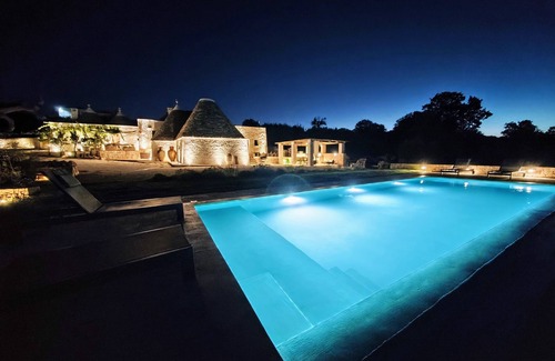 Locorotondo Villa | Authentic Residences in Trulli. A panorama of relaxation