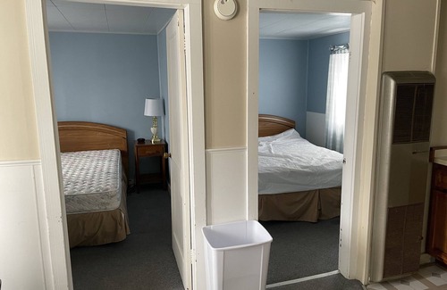 Au Train Hotel | Autrain Motel