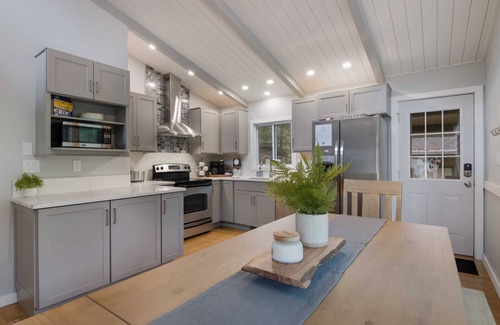 Rapid City Cabin | Autumn at Torch Lake | Hikes, Wine & Views