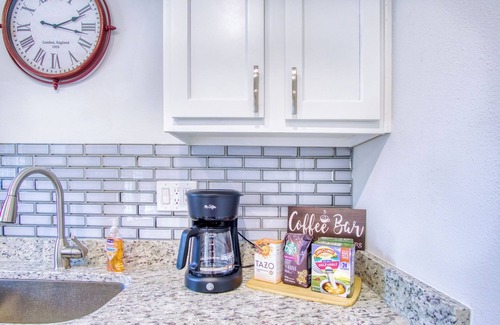 San Jose House | Autumn Deal! San Marco Retreat~Fam Trip~Home plus studio~Sleeps12~5Br