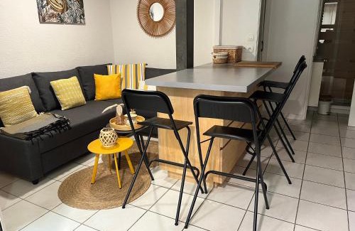 Les Ayguades House | Aux Ayguades, Pavillon tout confort proche plage, terrasse et WIFI