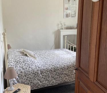 Barbentane House | Aux pieds tanques